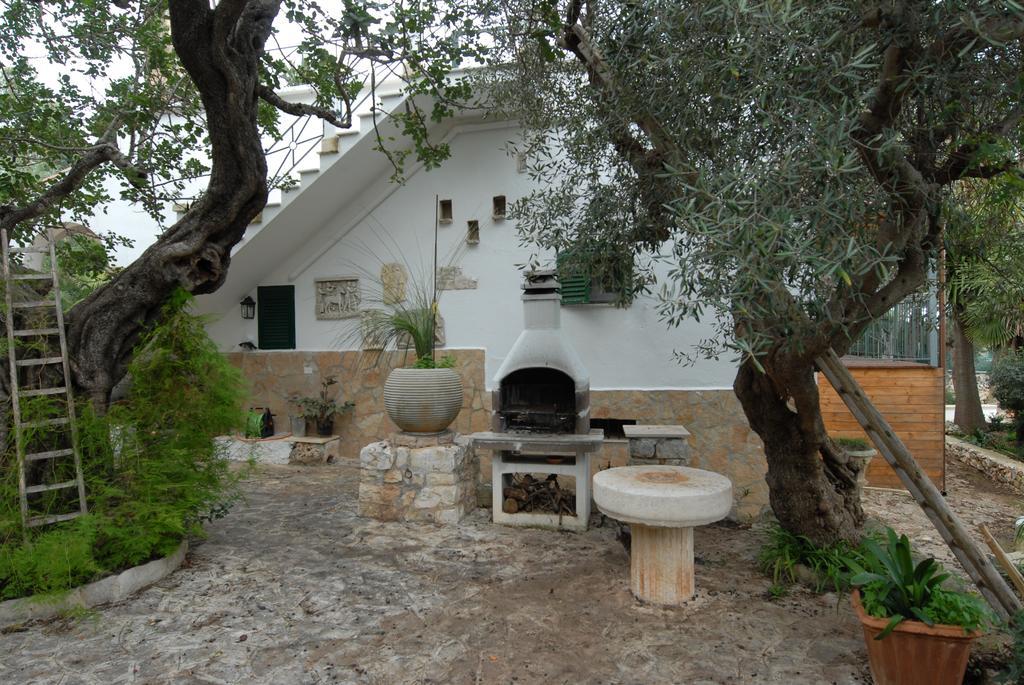 Villa Massa Piscina โปลีญาโนอามาเร ภายนอก รูปภาพ