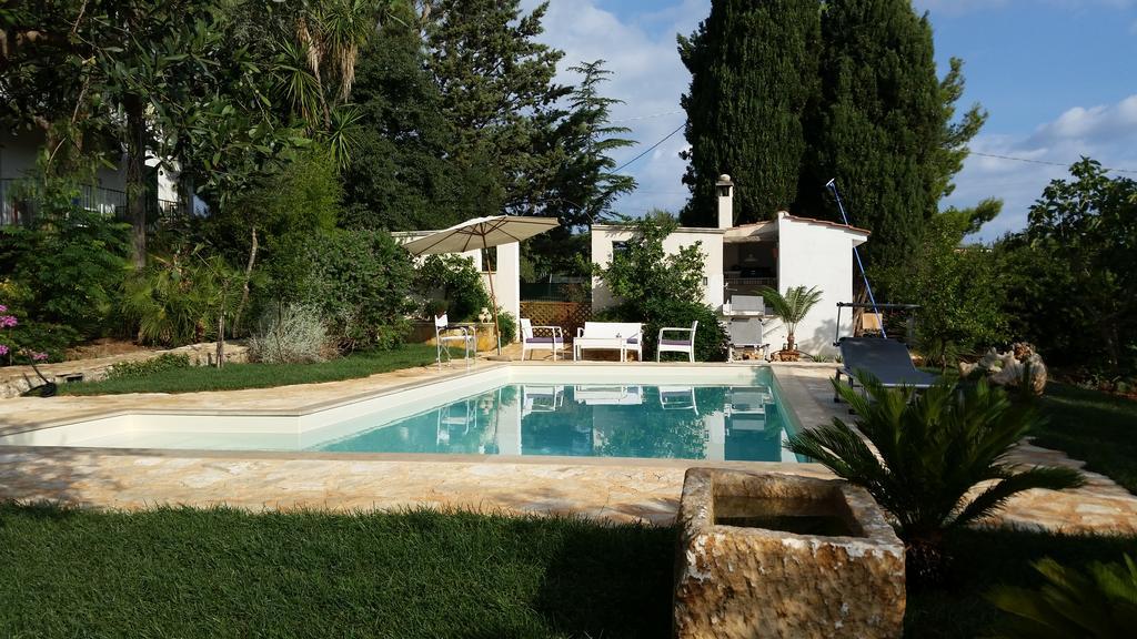 Villa Massa Piscina โปลีญาโนอามาเร ภายนอก รูปภาพ